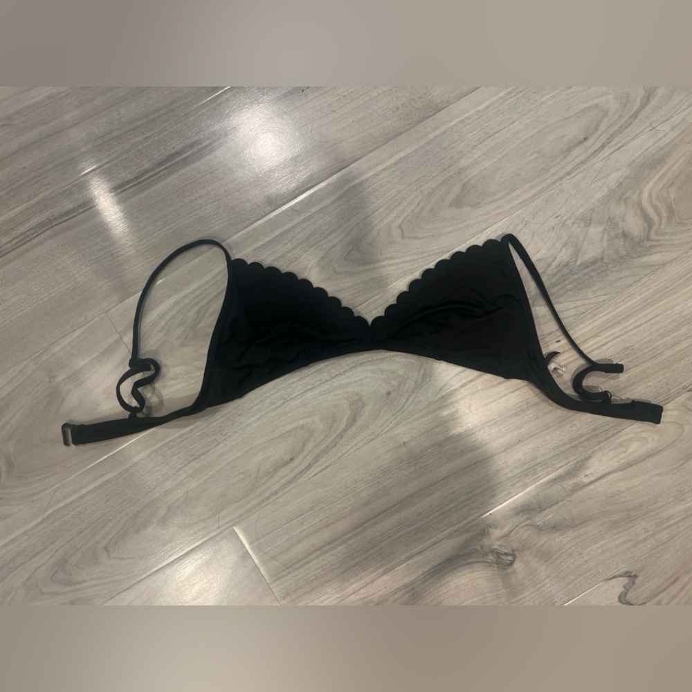 J.Crew Black Scalloped Bikini Top – Size Smal